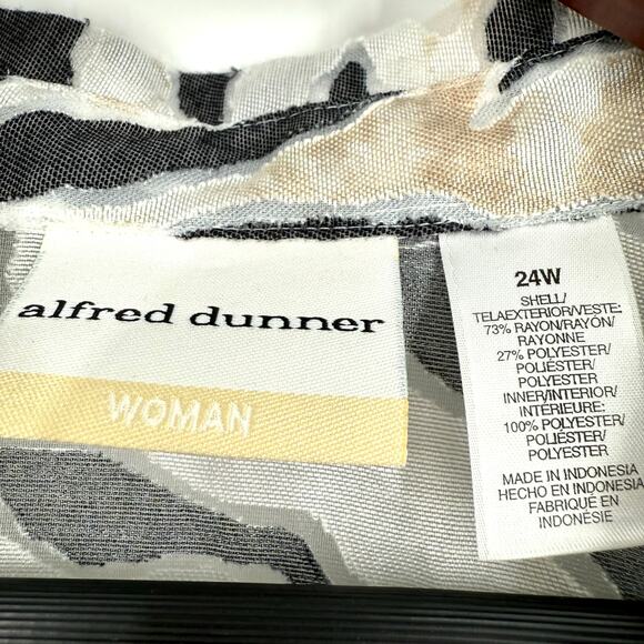 Alfred Dunner Woman Plus Size 24W 2-Piece Zebra Blouse Shirt Top Mature Summer - Picture 2 of 7